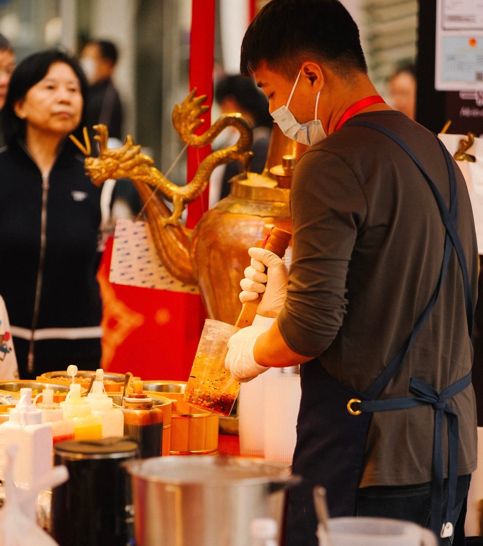 我不允许还有人错过“城南花开”！新年花市年味满满，不只是可爱格温惊喜降临，现场还