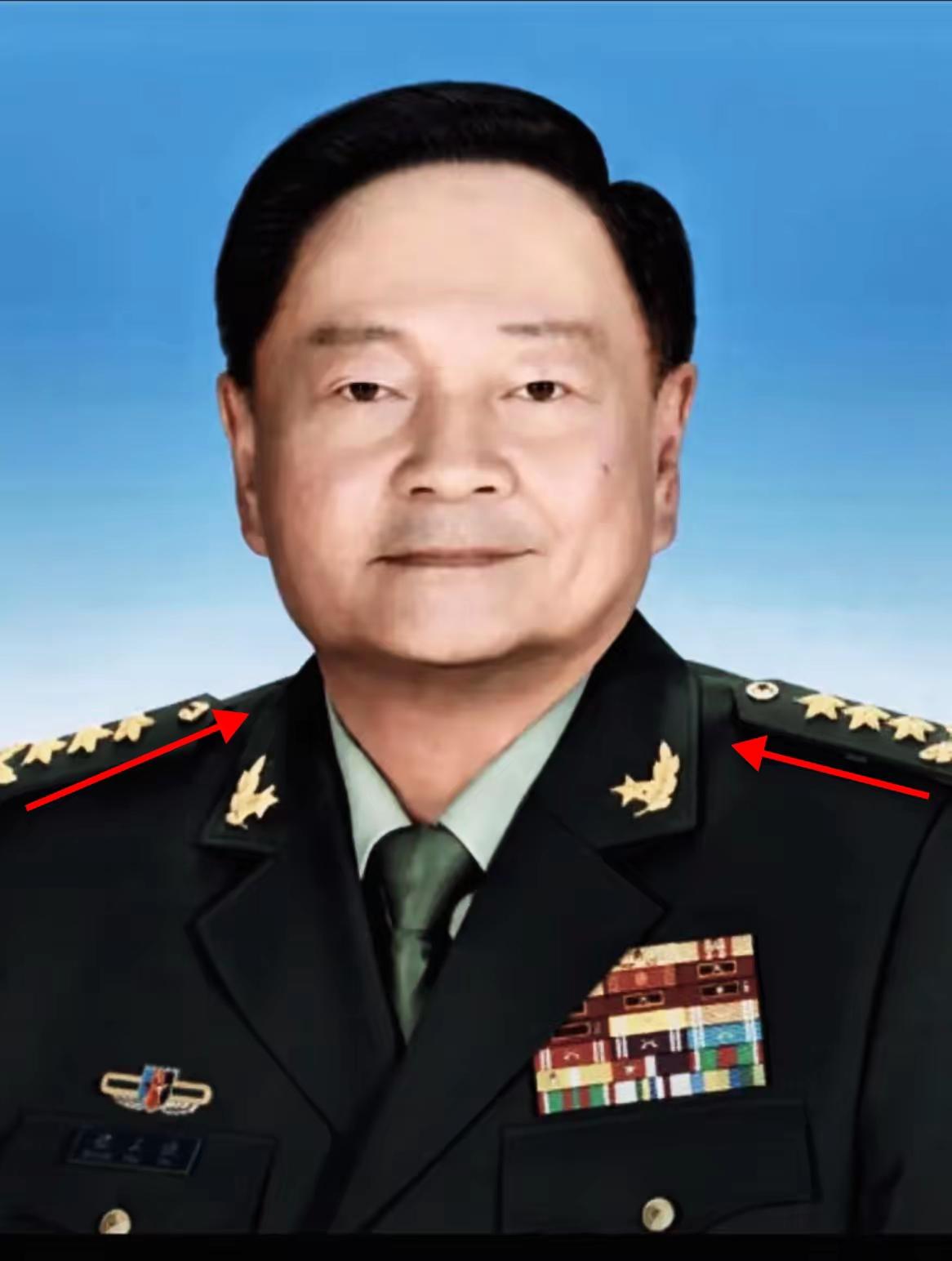 这反腐的大刀一旦砍向军队，那是真的大快人心！
说白了，部队里的钱要是被贪了，那是