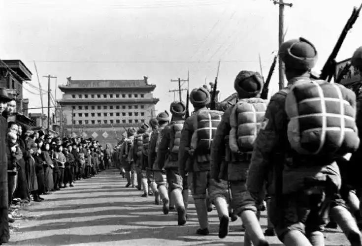 解放台湾地区的“北平模式”已迫在眉睫，我们可以以全部航母围困台湾地区，向台湾地区