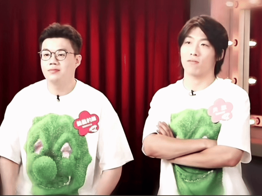 过年夸人公式 过年走亲戚最怕的就是尬聊？自从看了酷酷的滕和天放的“视频夸一夸”，