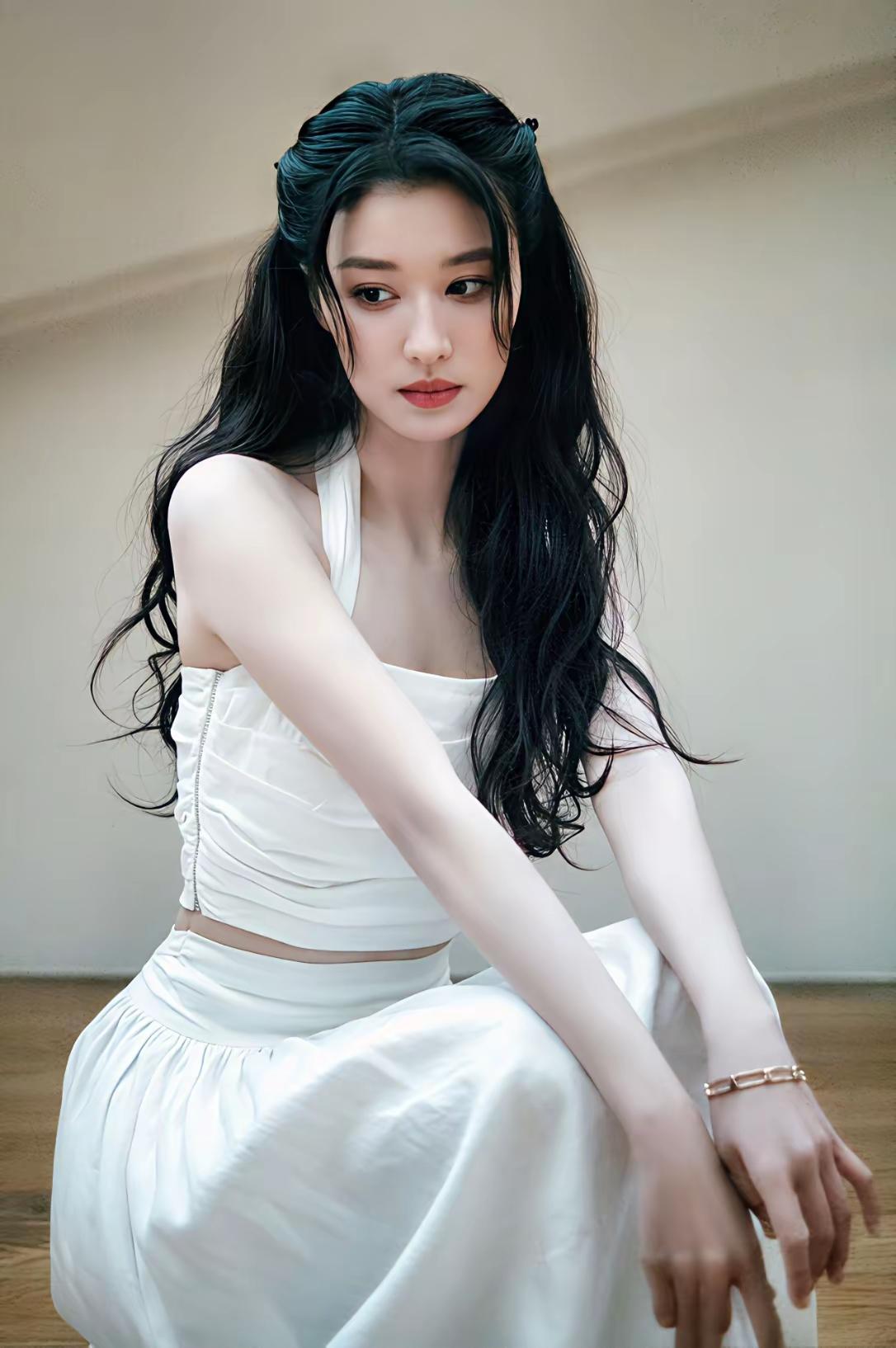 生活是跟自己赛跑，而不是和别人较劲。细心观察就会发现，每个人都有快乐和不快乐的事