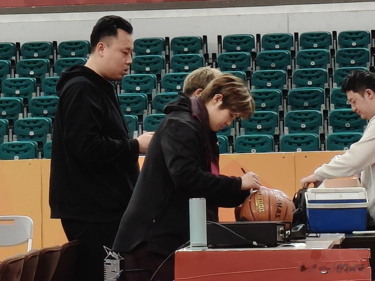 在现场！与山西女篮队员一起！