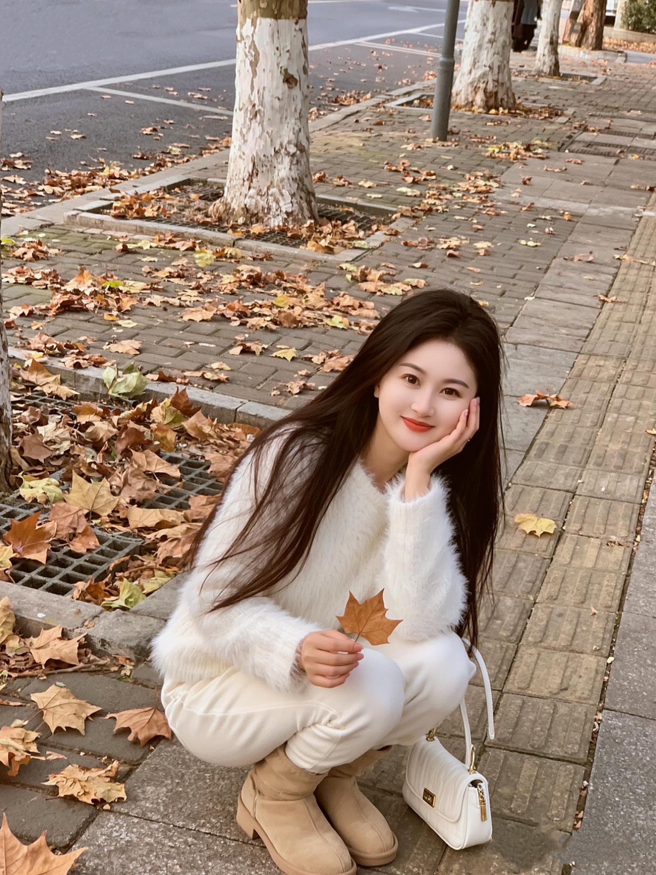 因为离开你的人越来越多，所以留下来的就越来越重要……