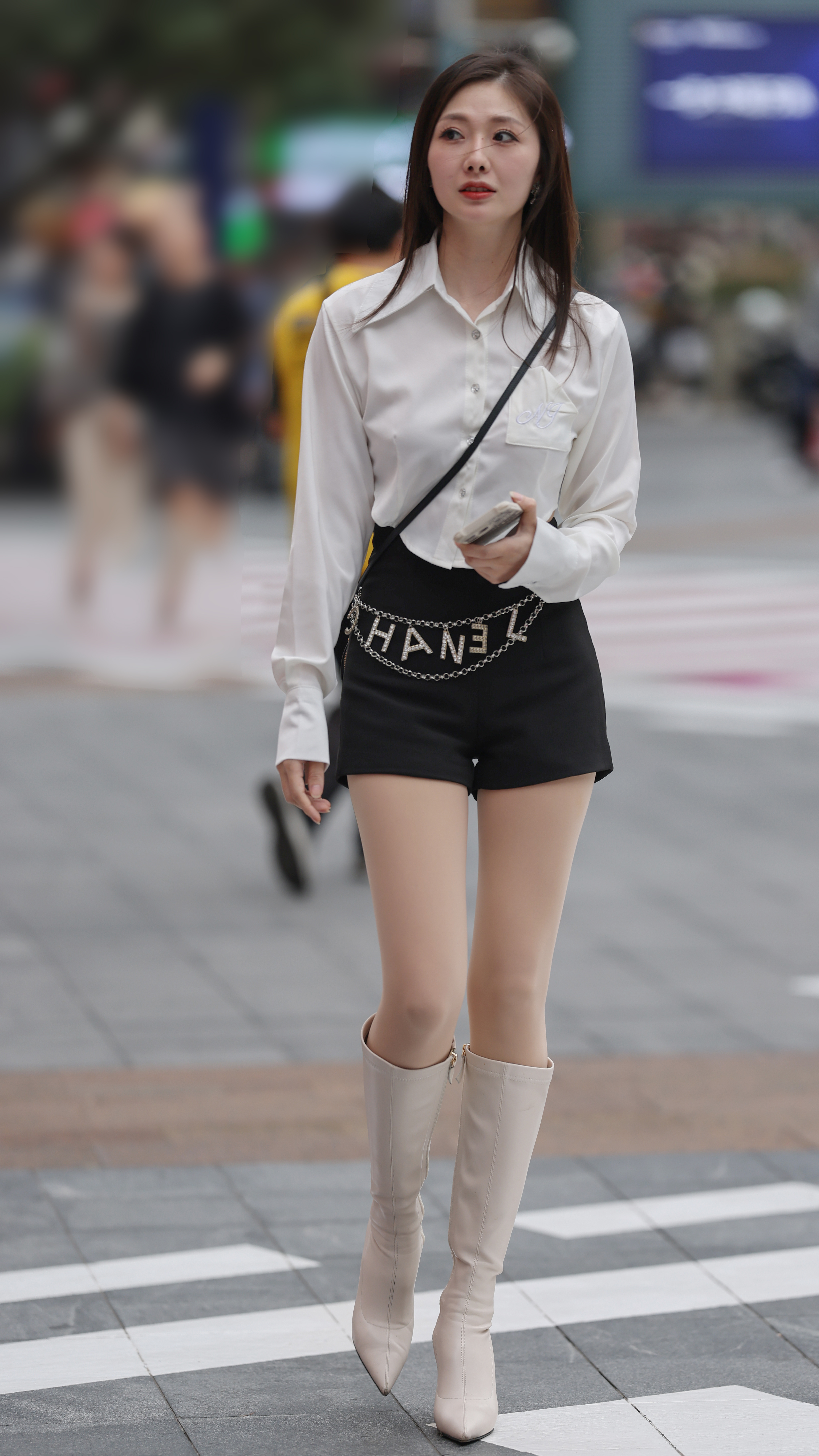 街拍[超话]  长靴  （拒绝水印） ​​​