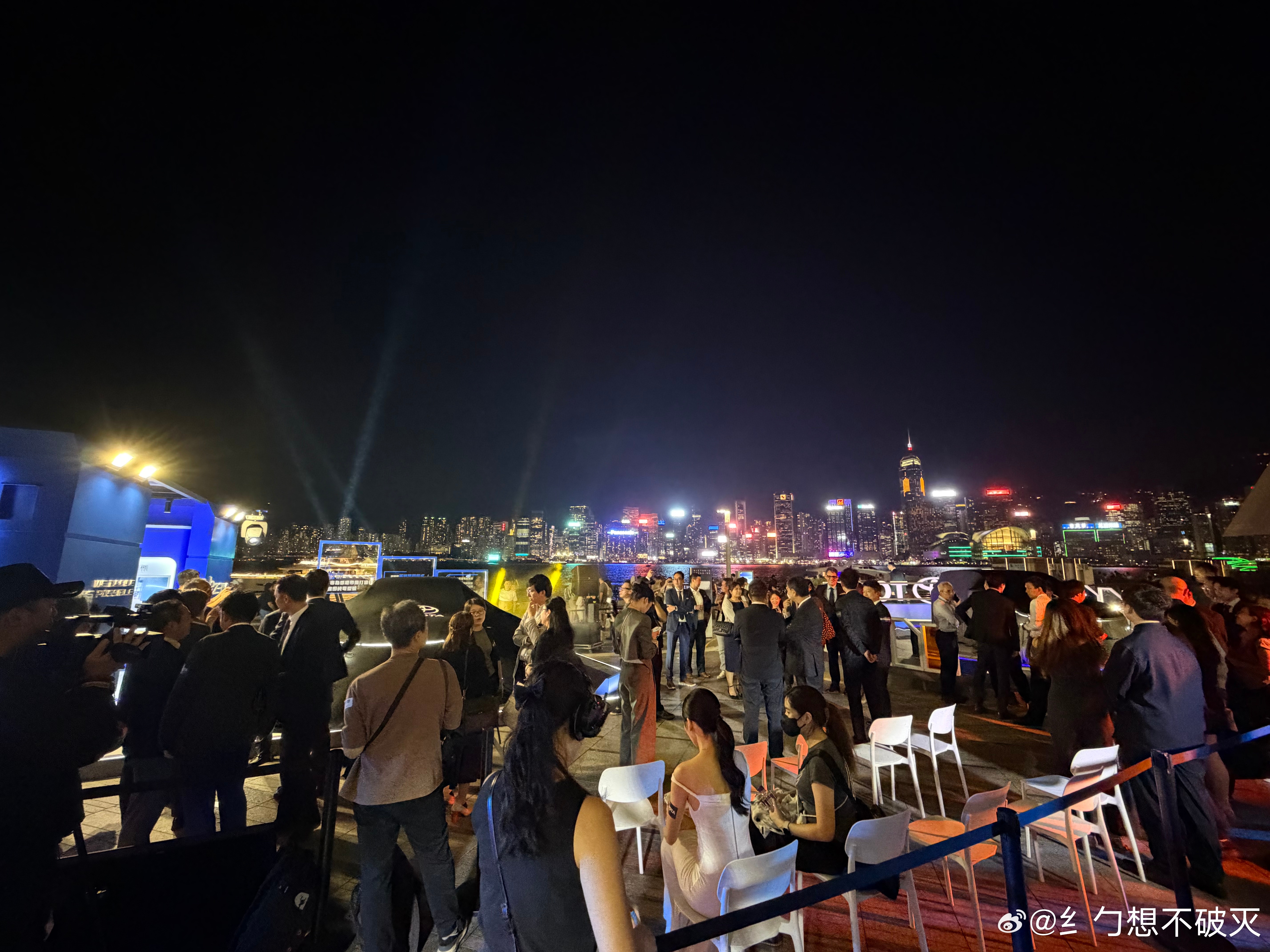 铂智3X香港开售丰田铂智3X火到香港广汽丰田推出铂智3X并推动其出海，这一举措响