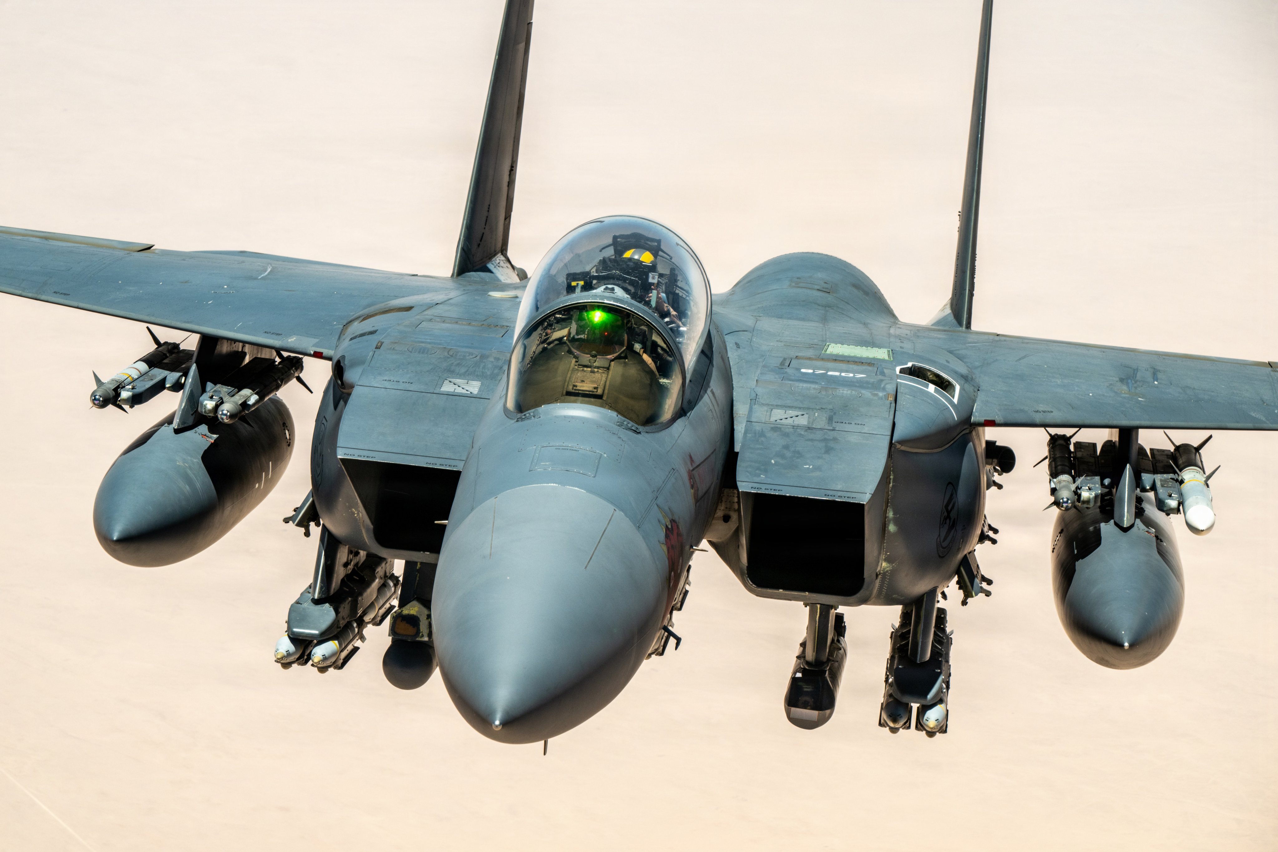 2026年7月15日，一架隶属于美国空军的F-15E“攻击鹰”战斗攻击机（编号：