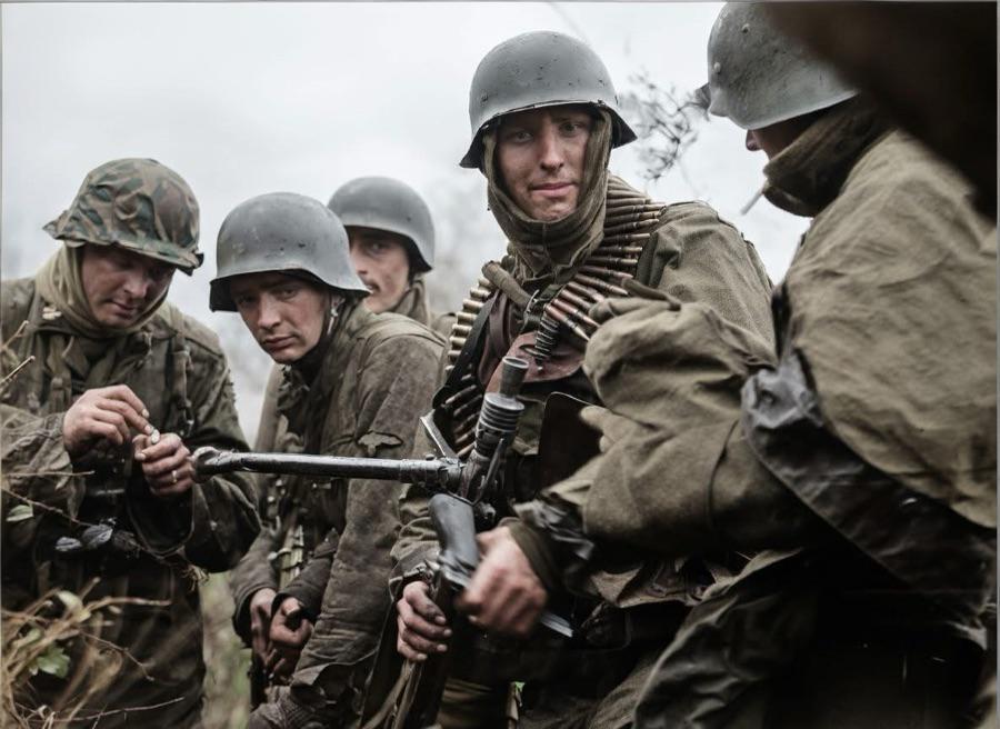 看他们的表情，大家知道是哪个战场不？西欧？意大利？希腊？北非？东线？老照片