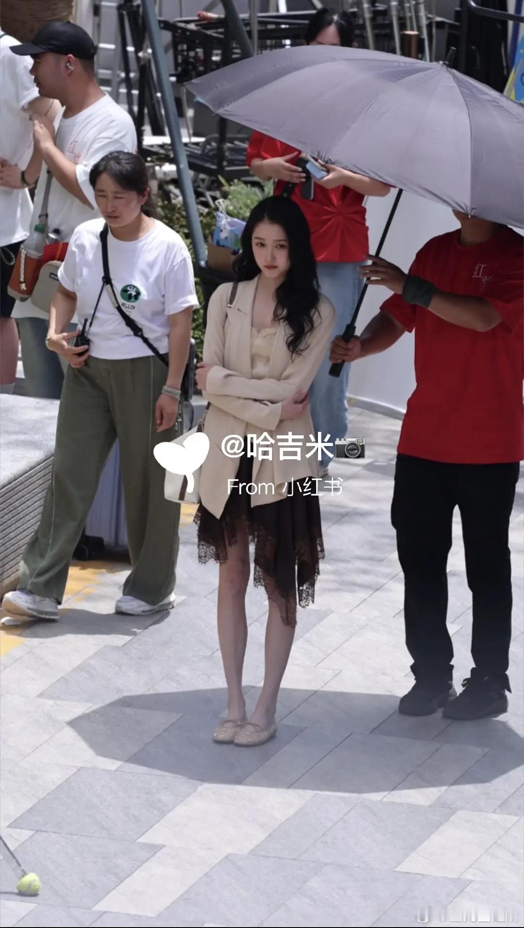 今天新开机的两部女主剧的妆造怎么样？王玉雯🆚关晓彤 