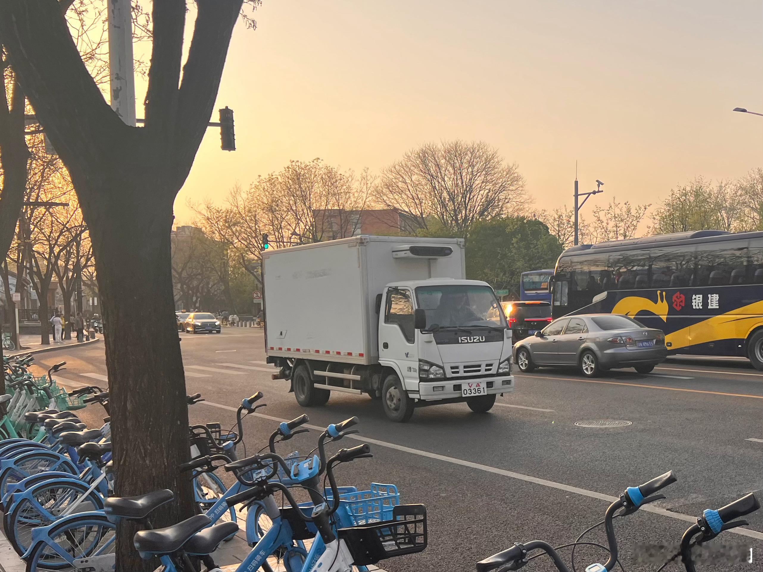 活跃的小卡车 北京·鼓楼