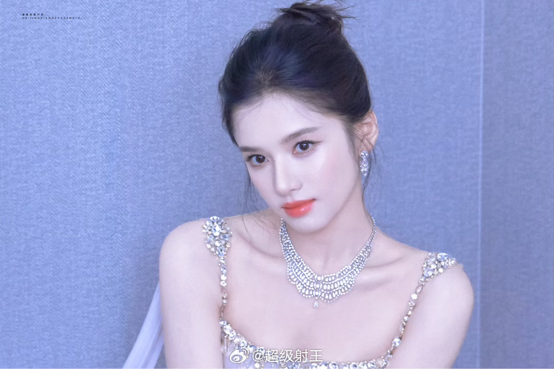 张婧仪❤️ 