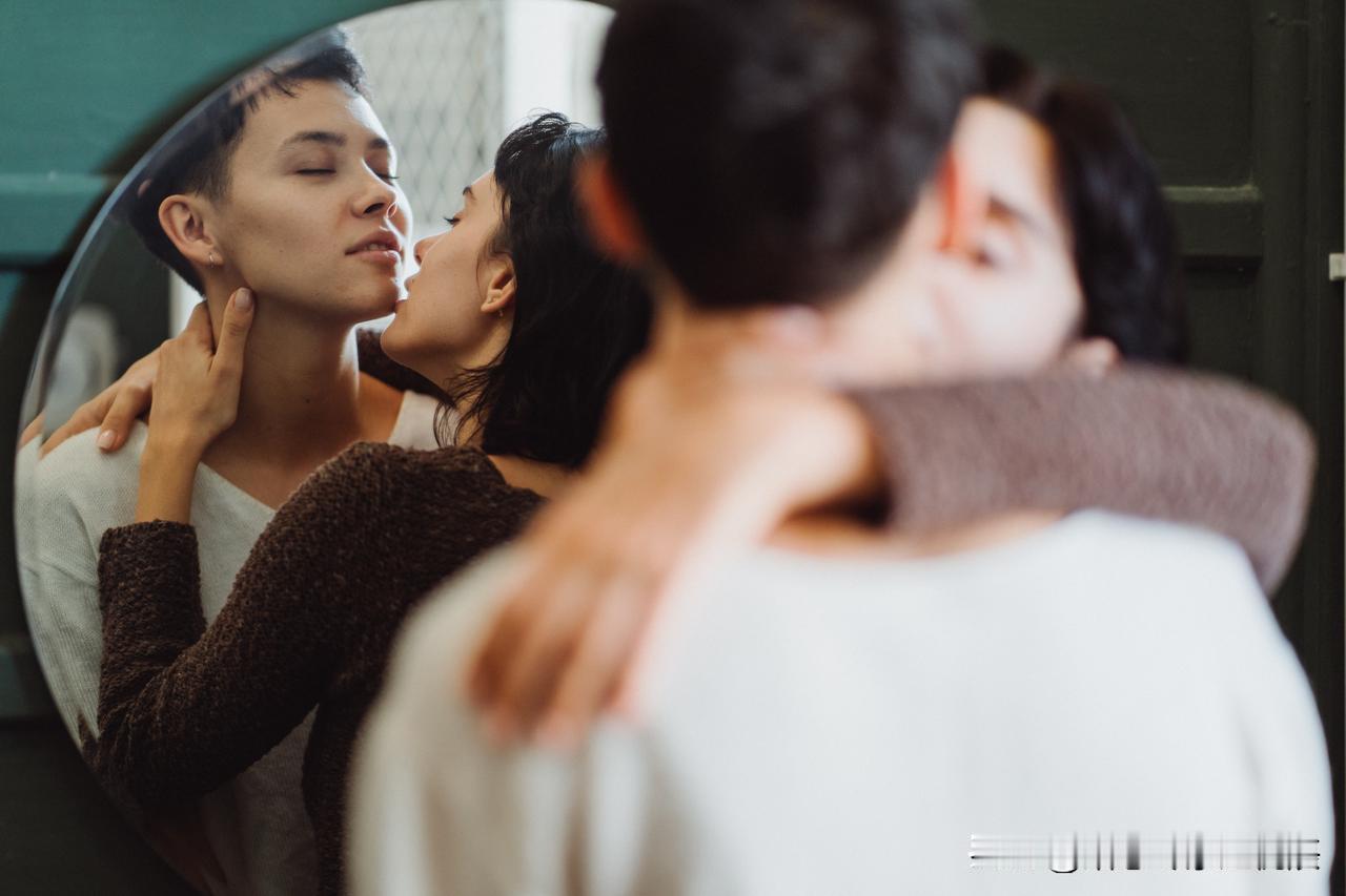 男人结束婚外情回归后，80%的妻子很难再接受跟他进行夫妻生活，两个人就这样一起吃