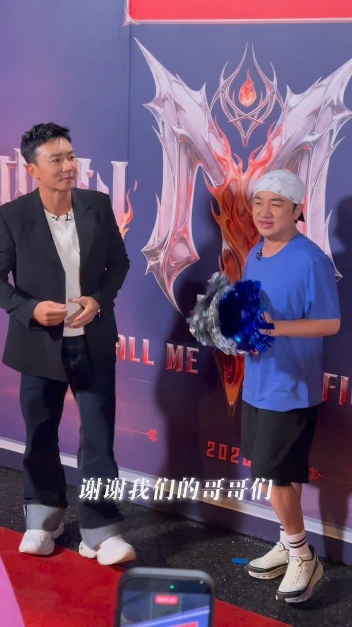 王祖蓝回应参加披荆斩棘王祖蓝是真来给刘畊宏送考的 王祖蓝这才是真来给刘畊宏送考的
