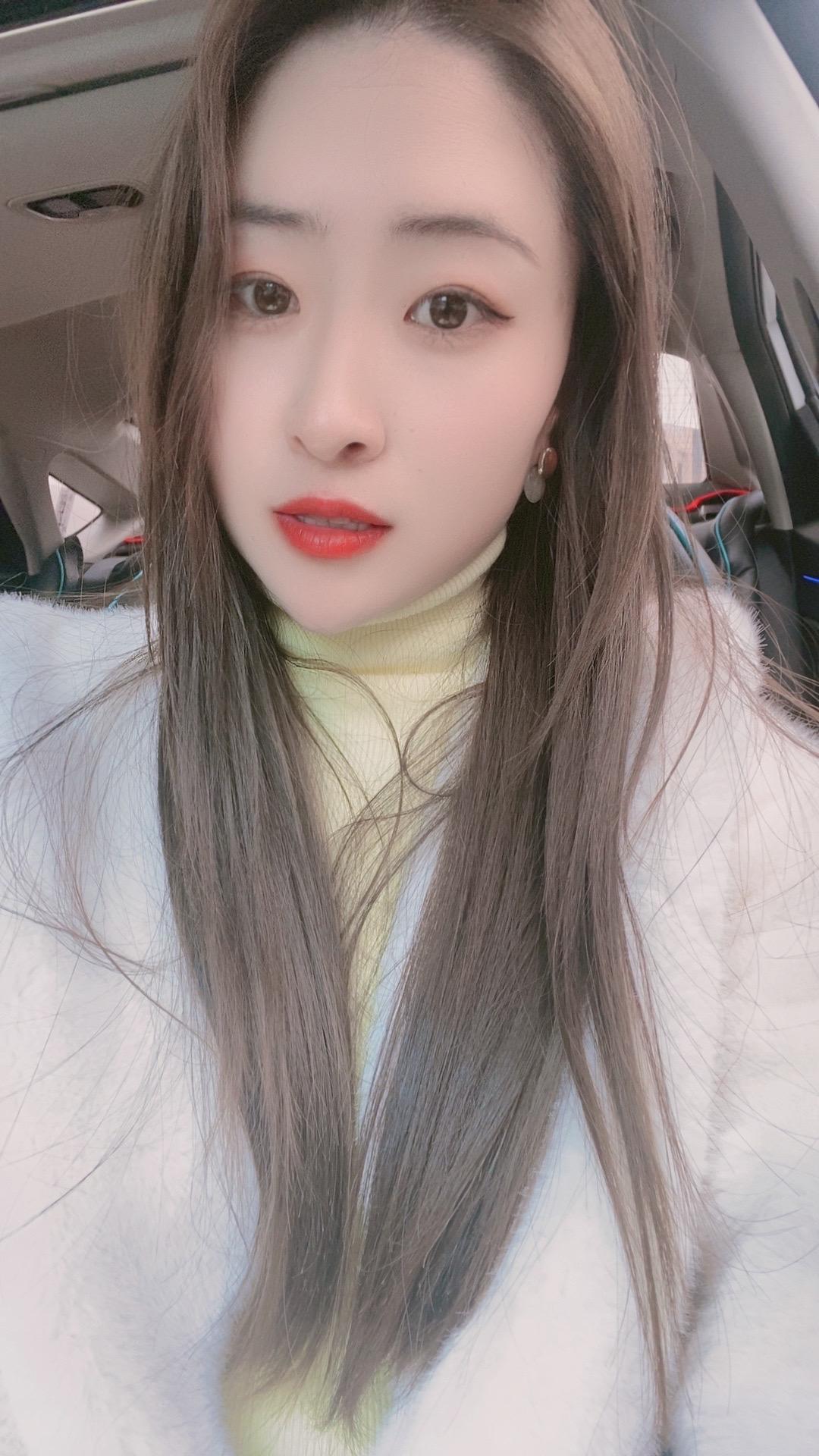 开始相信玄学了，听说这首歌可以旺自己，中年的我们，可以不那么完美，但一定要快乐！