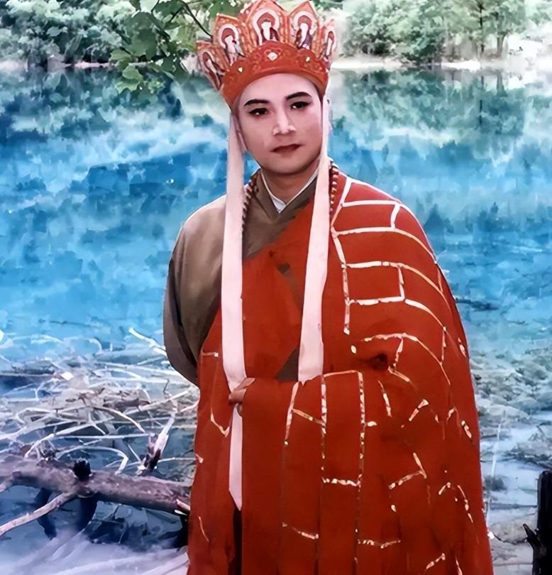 唐僧迟重瑞真不值，不孝有三，无后为大！
 
没自己的孩子，大好年华浪费在一个老太