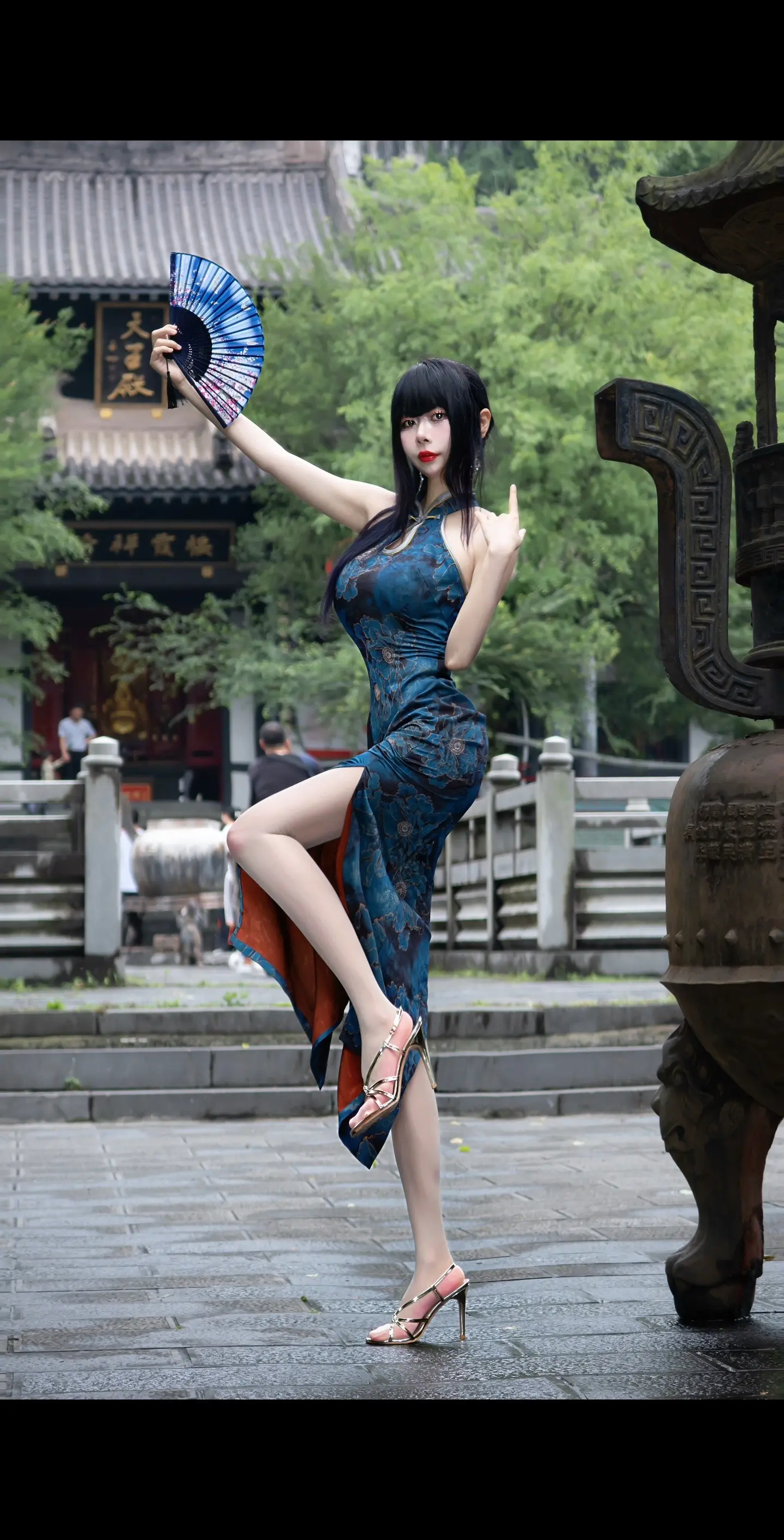 为情所困是我愿 剑不得出又何妨