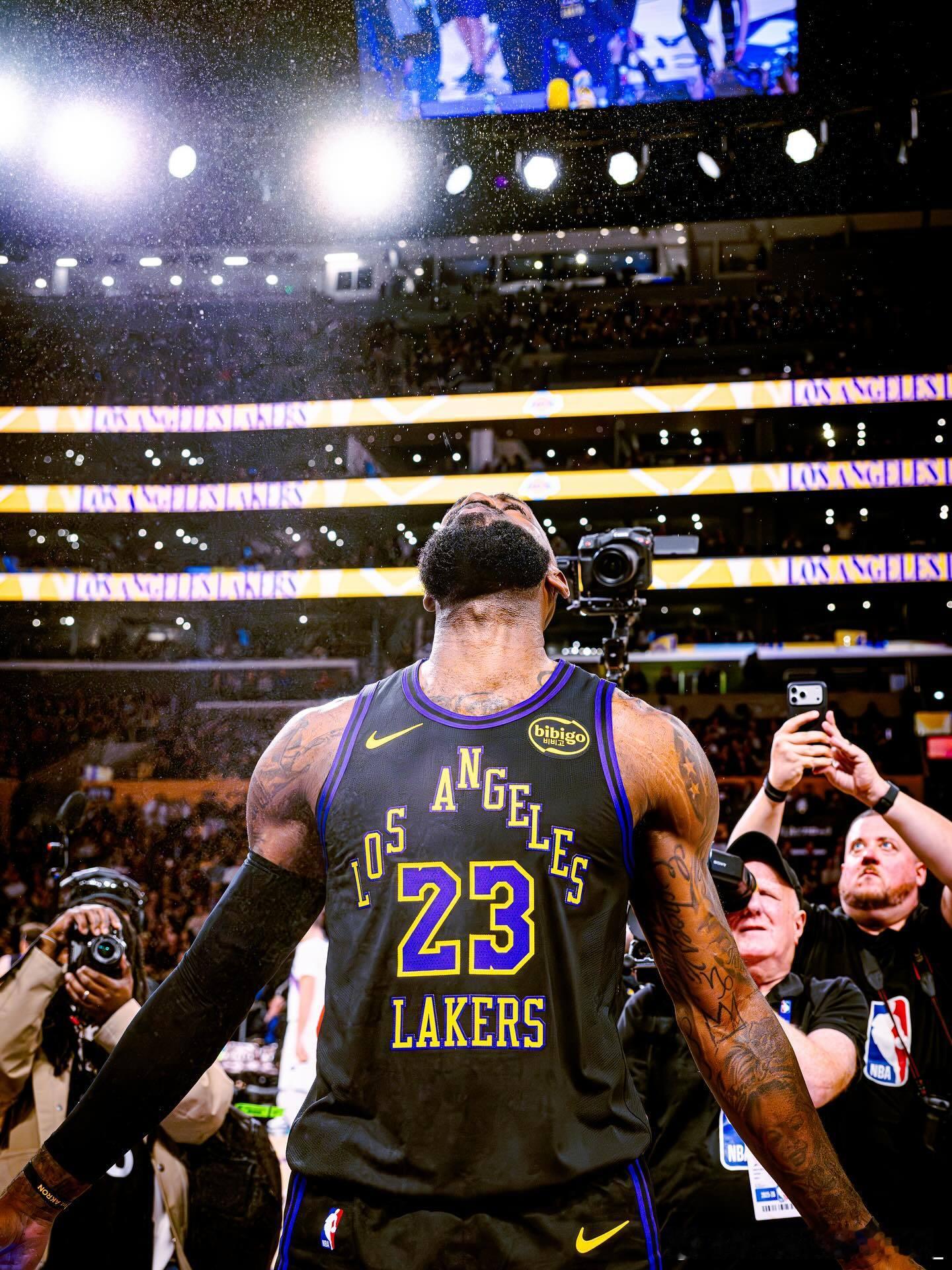 加密中心球馆更新昨日图集💜💛