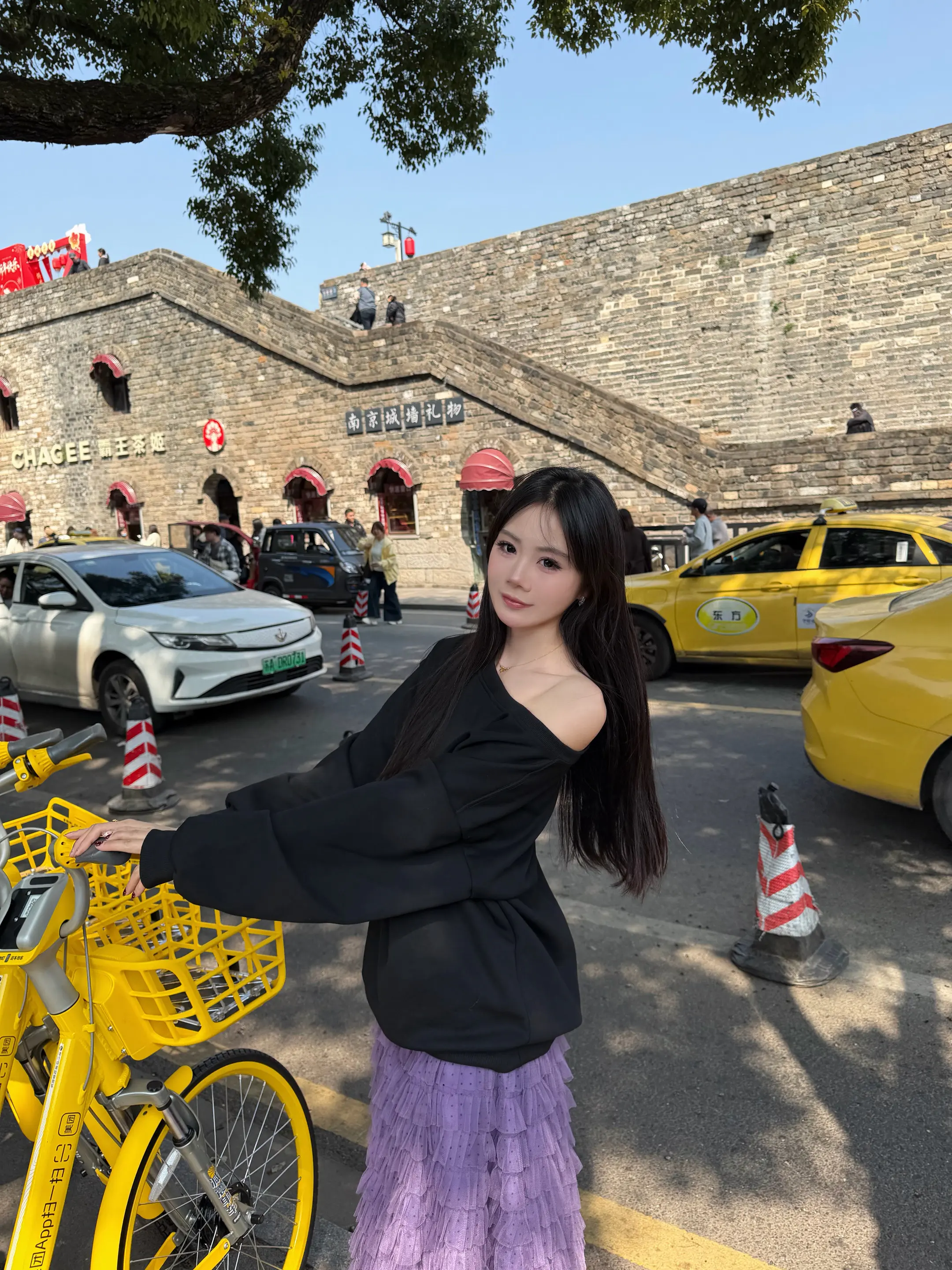 我珍惜那些为我付出稀缺之物的人 比如耐心 懂得 信任 偏爱和例外