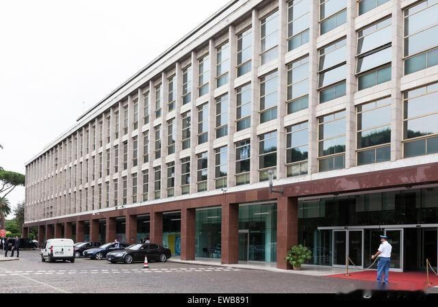 【联合国组织：受伊朗战争影响，全球食品价格升至三年来最高水平】
罗马时间2026