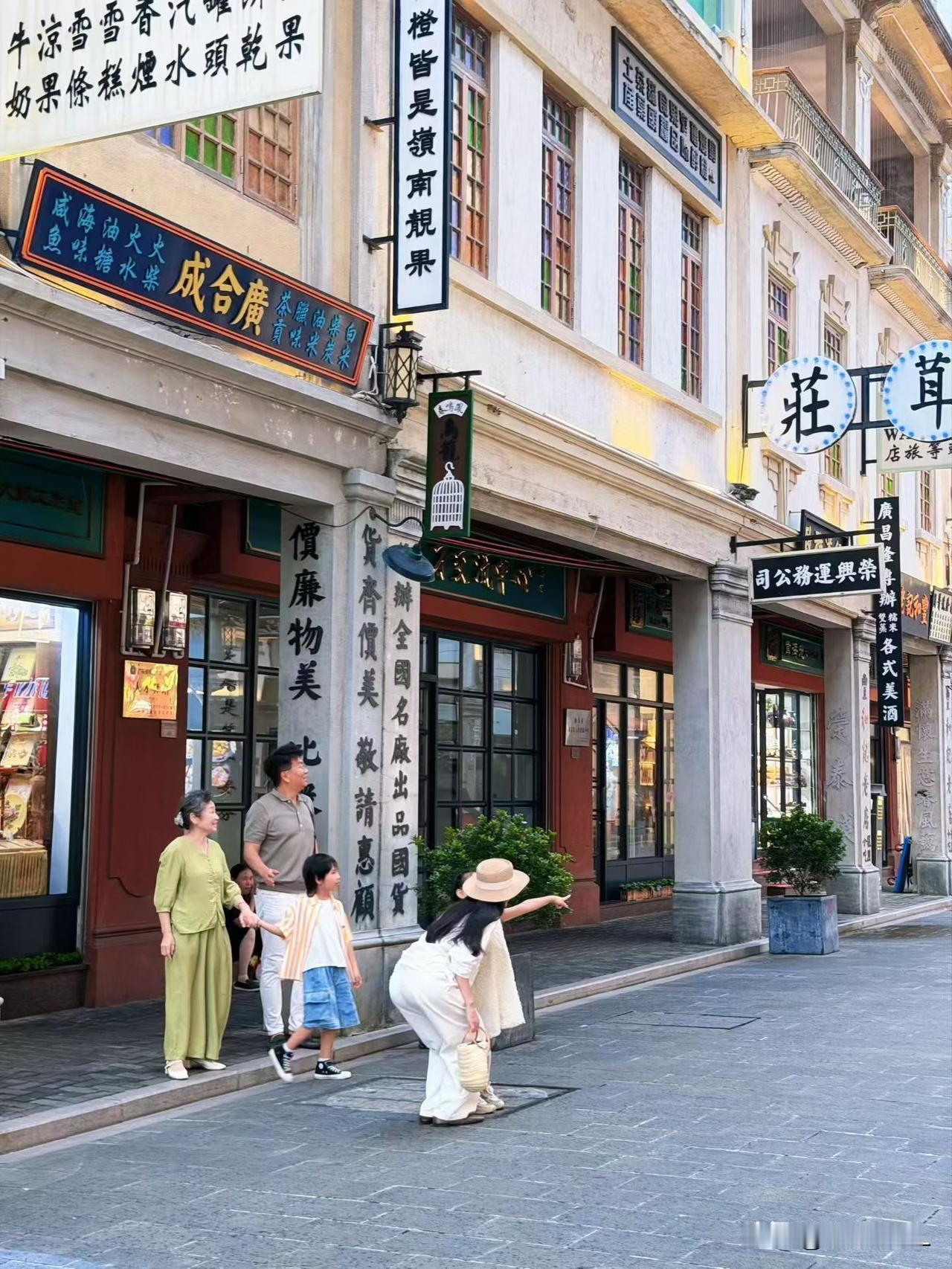 电影《给阿嬷的情书》热度居高不下，我这个潮汕妹子也倍感荣幸，跟着大家学唱潮语《月