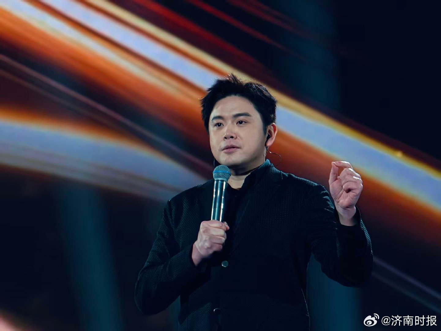 【#追觅俞浩要求全员开账号可行吗#】#俞浩要求超两万员工开账号做营销#  根据曝