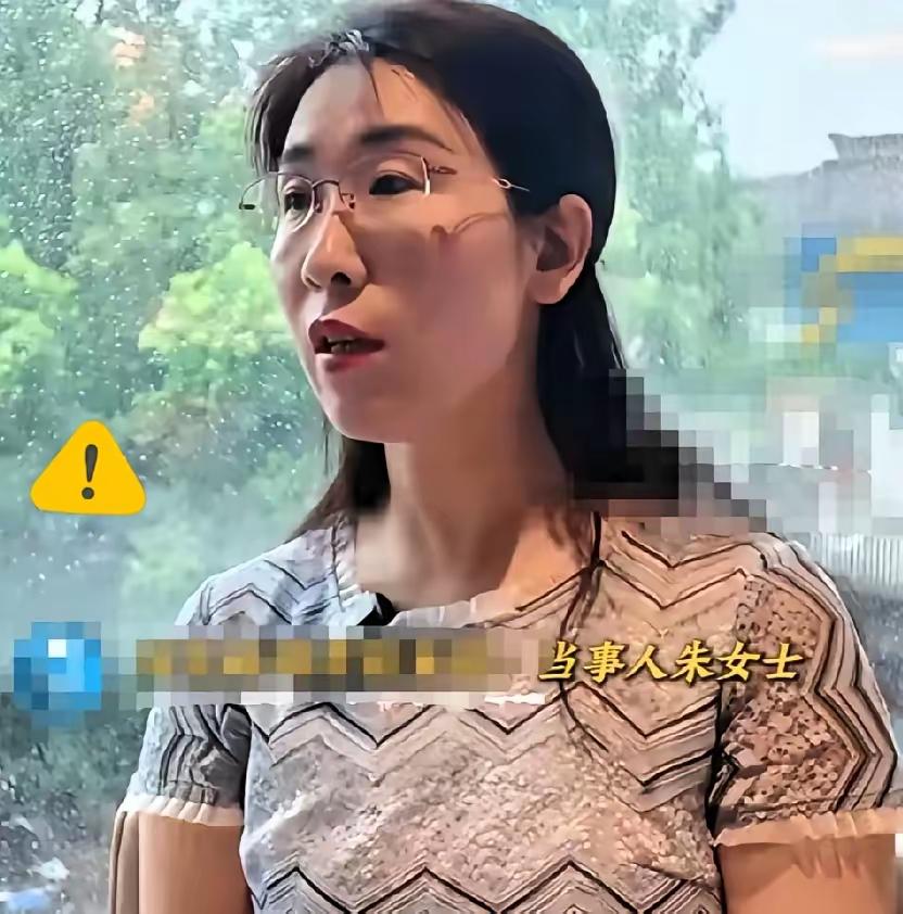 丈夫花百万给合法妻子治病，天经地义，何来质疑？

婚姻存续期间，收入本就属于夫妻