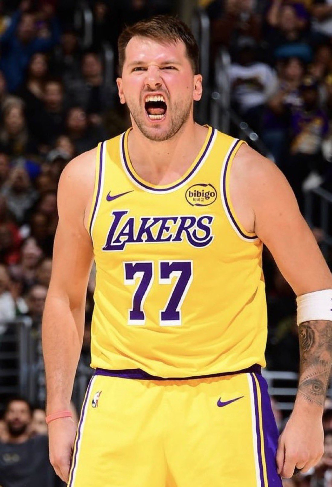 东契奇36分 失恋激发出了最强东契奇！今天东契奇延续了出色表现，本场得到36分6