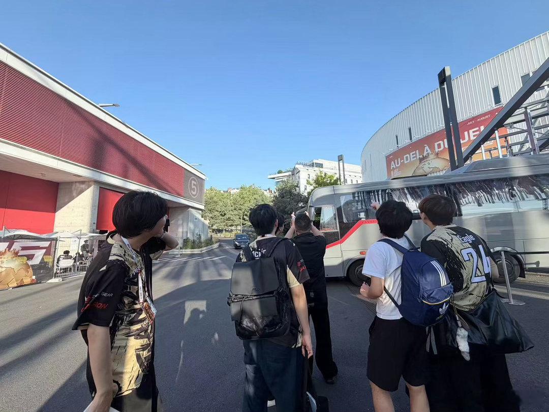 天霸首战世俱杯小组赛和平精英世俱杯小组赛本次世俱杯小组赛正式开打，天霸迎来首场对