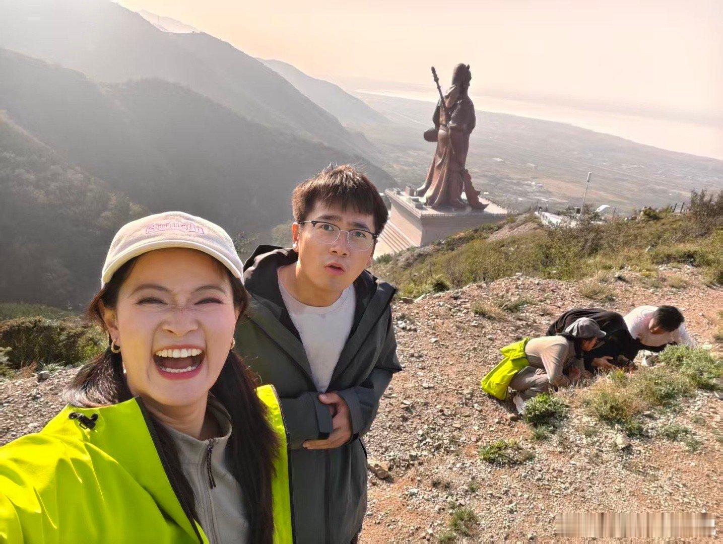 人活在外，见不得家乡菜。最近常常在视频下收到留言：“想家了”，“离开家就再也没吃