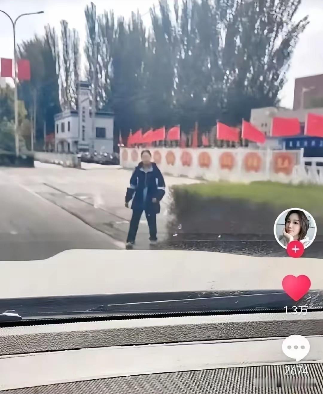 新疆高一女生火了, 起因竟是想回家睡两小时觉, 这背后扎心了

哎呀，这个亦又兴