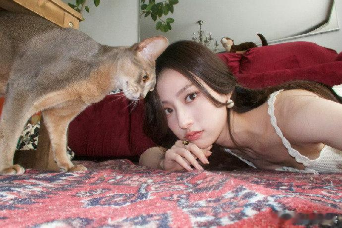 胡连馨录制你好星期六 网传消息看看就好，与其纠结真假，不如聚焦本周好六的精彩播出