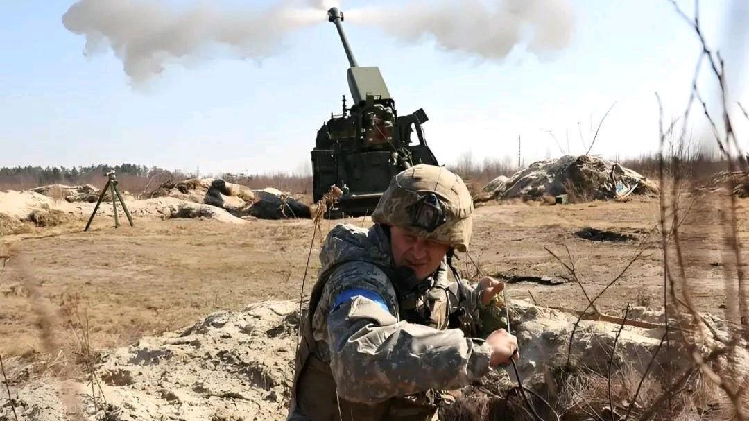 截至2026年1月8日，俄乌冲突呈现战场僵持，谈判加速，外部干预深化的复杂态势。