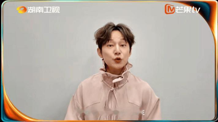 和歌手一起为高考加油笔尖有力量，心中有光芒，愿所有考生落笔从容不慌张，高考圆梦，