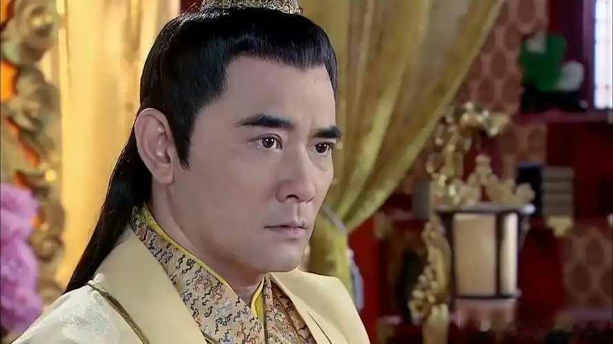 历史 武则天已立李显为太子，为何李显还要发动政变逼她退位？公元 705 年深冬，