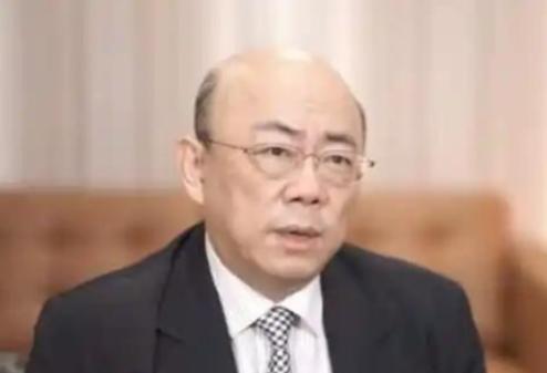 台湾问题到底怎么解决，武统还是和统，两边吵了不是一年两年了。可眼下这个争论还没消