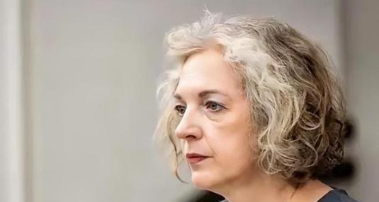 立陶宛总统外交政策首席顾问阿斯塔·斯凯斯吉里特最近在当地电台的访谈中，明确表示立