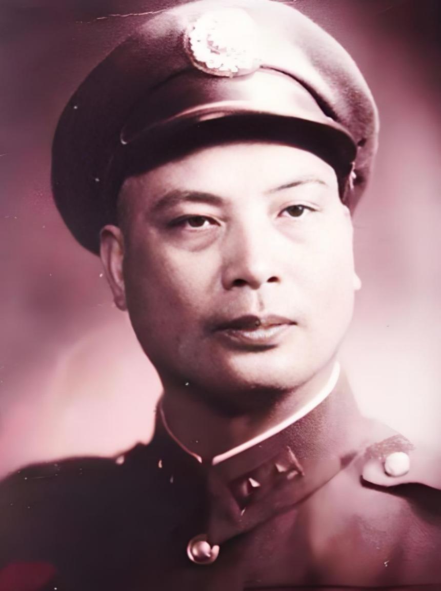 1959年，新中国第一次特赦战犯。

名单已经拟好，范汉杰的名字赫然在列。

就