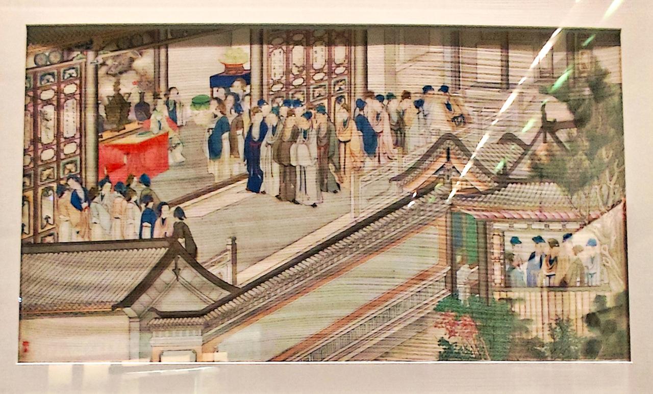 《红楼梦》彩绘画册真跡展
   ″绘梦三重缘一一辽宁与红楼梦文化展″，在《沈阳博