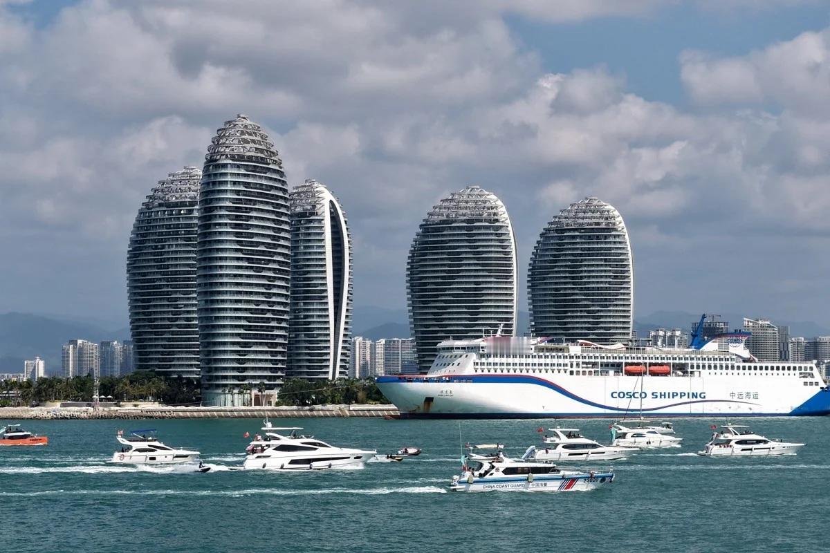 海南若要举办FI赛事，需要投入多少钱？

举办一场 F1 赛事（一级方程式大奖赛