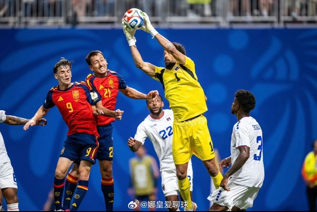 西班牙世界杯首轮0-0逼平佛得角，错失开门红，延续了球队2010年夺冠后世界杯常