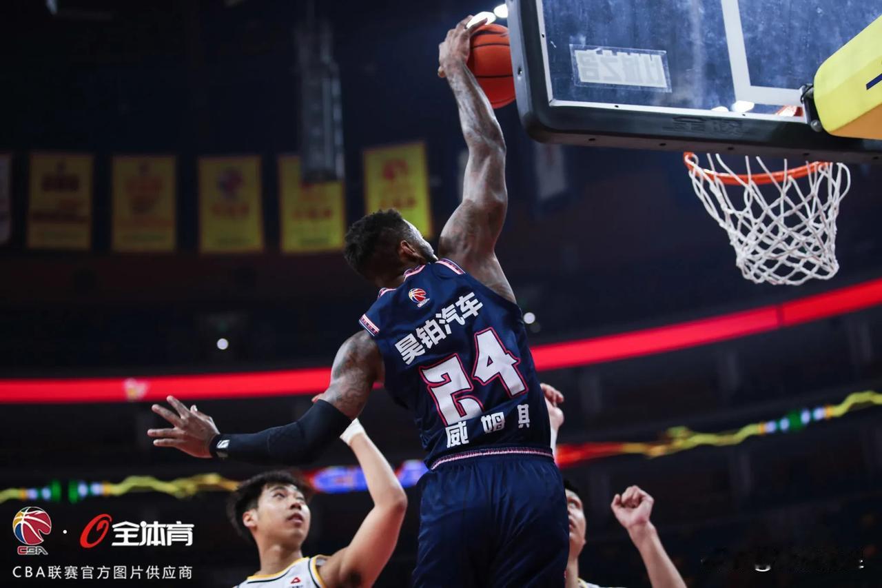 8进4今晚开打，广东必胜广厦！
CBA季后赛8进4系列采取5场3胜制，广东华南虎
