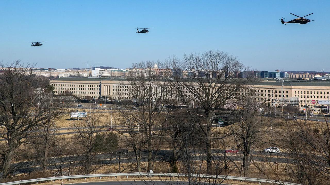 五角大楼称美国计划攻击伊朗导弹潜力、海军和军工业

俄罗斯卫星通讯社 2026年