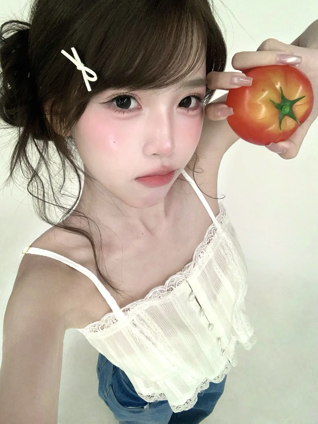 𝚜𝚞𝚖𝚖𝚎𝚛’𝚜 𝚒𝚗 𝚢𝚘𝚞𝚛 𝚋𝚕𝚘𝚘🍅