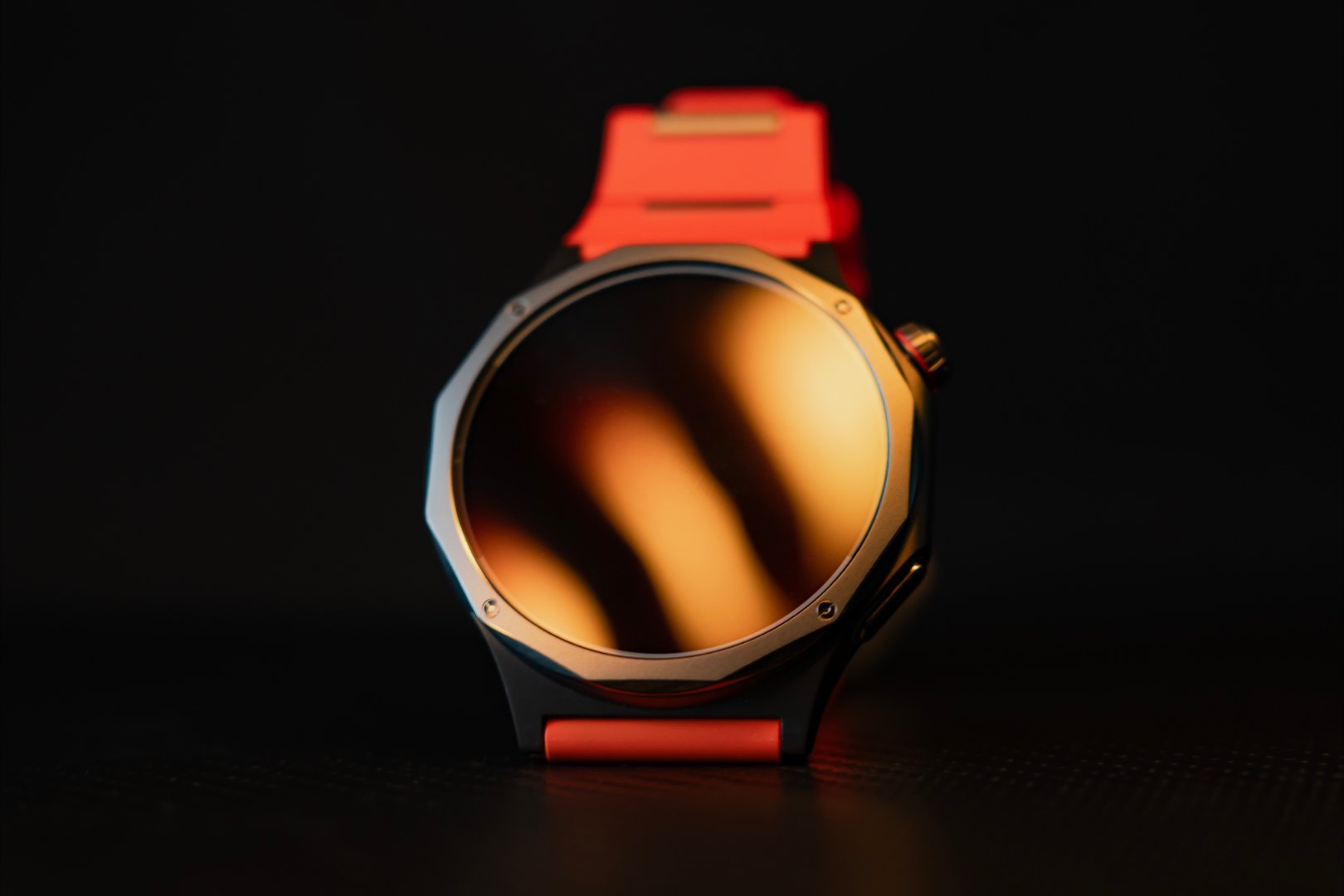 朋友们，拍了一组OPPO Watch X3OPPO手表的图图~这次精致感又一次提