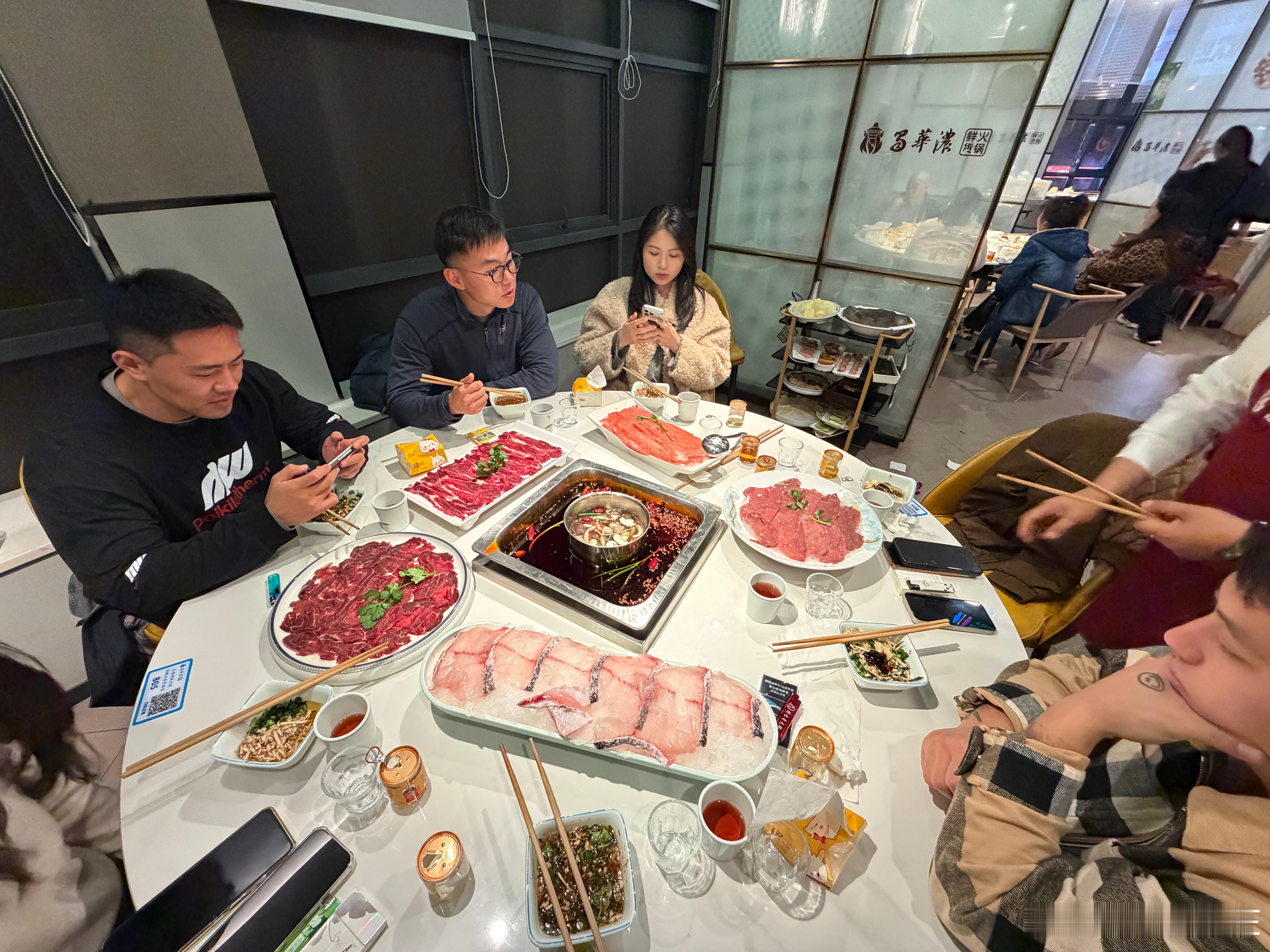 在四川 年夜饭天天火锅 屁股开花美食分享 绵阳