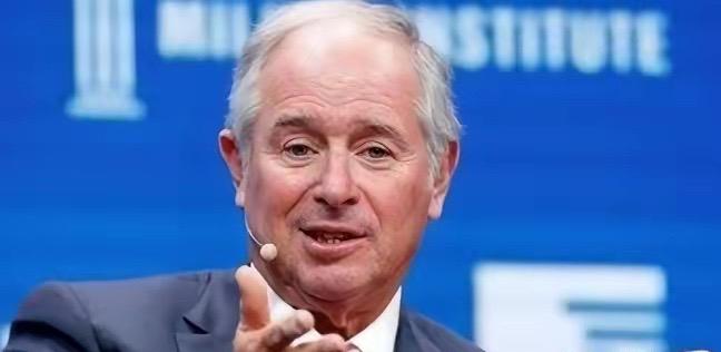 美国超级富豪苏世民，公开表示，美国正在把中国逼成无法战胜的对手！随后，他捐款7亿