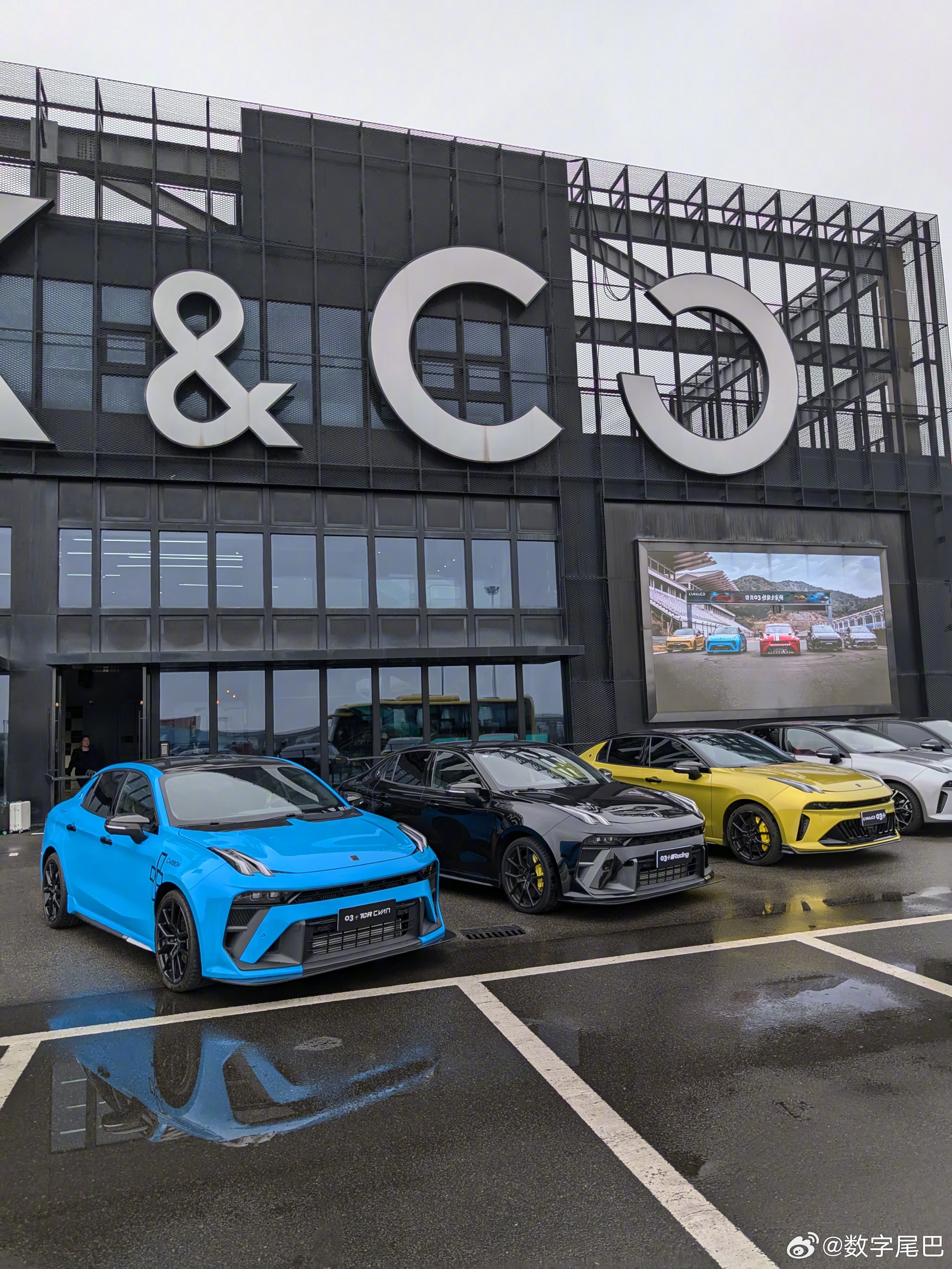 领克在宁波赛道的基地，好多 03 注意看，图 5 有彩蛋🧐找到的打在评论区！ 