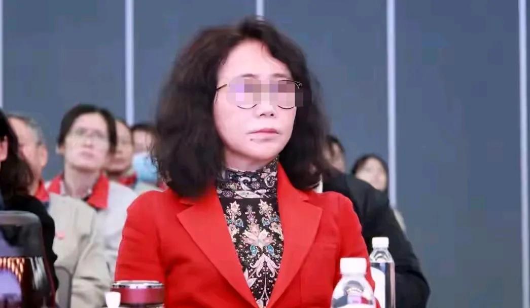 常州星宇公司拿捏应届毕业生，真相到底如何？
事情完整经过
 
1. 招聘阶段：秋