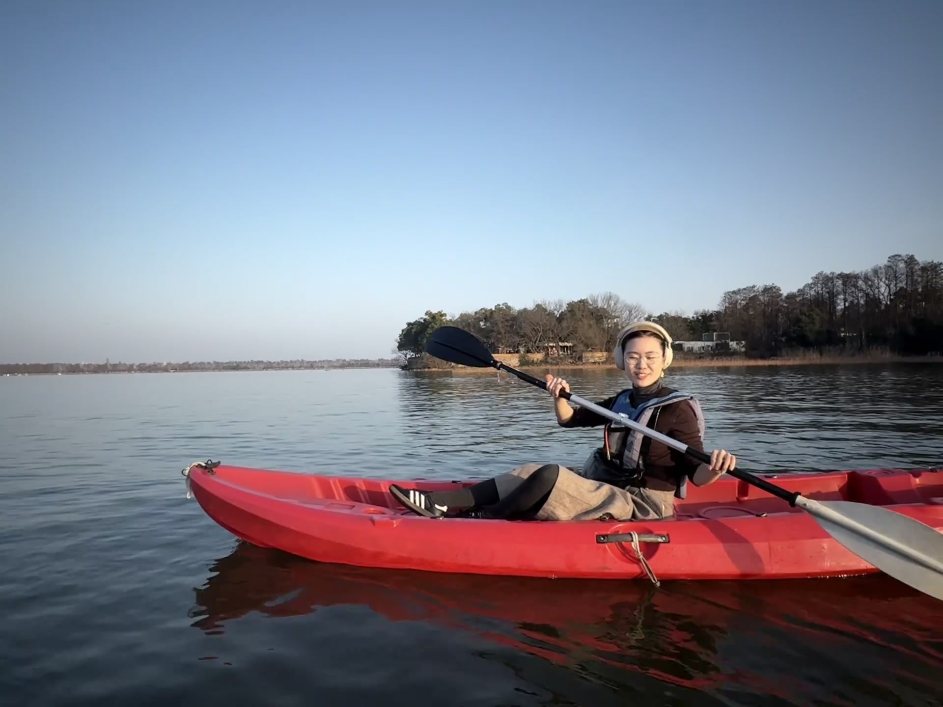 李昀锐帮我拍了划船照片 《李昀锐帮我拍了划船照片》心理委员我不得劲儿李昀锐让po