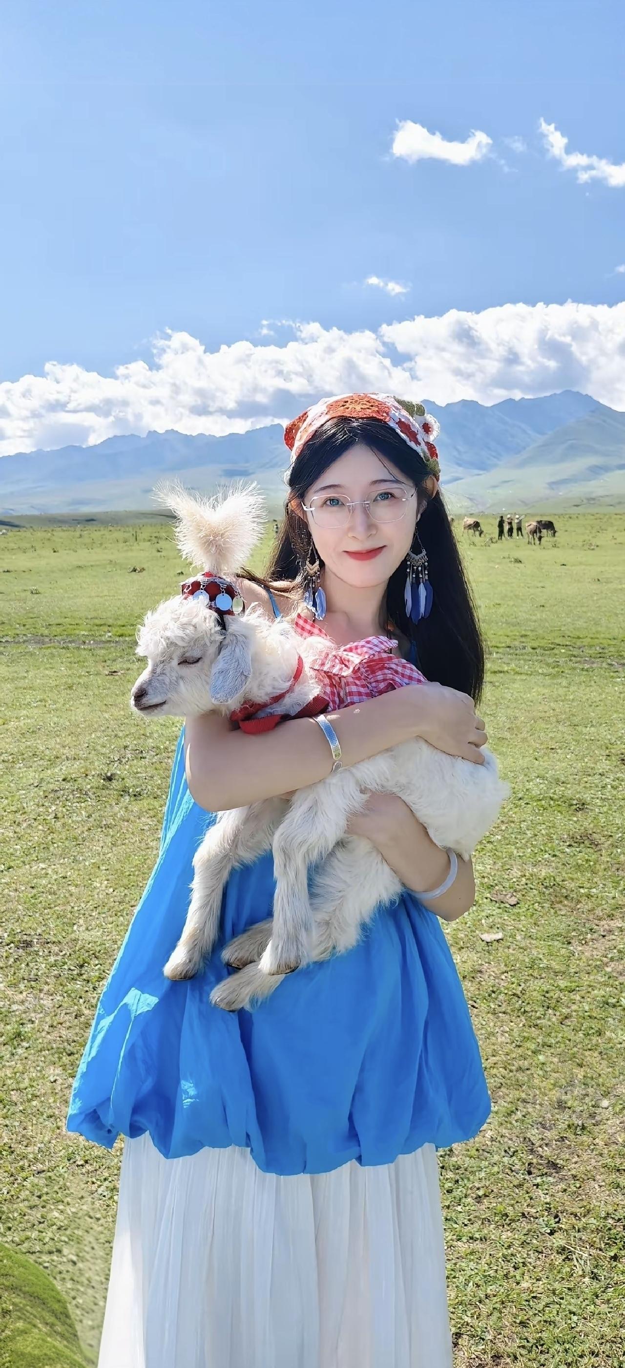 小羊羔长的好看