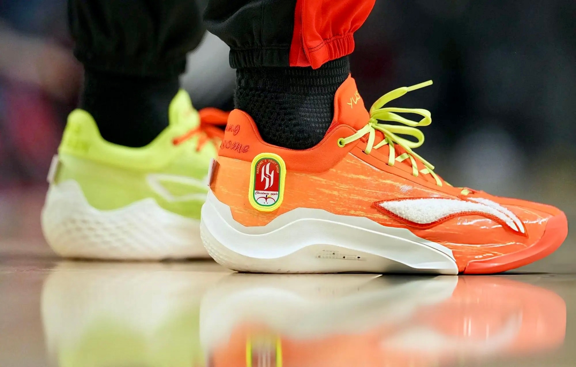 今日NBA球员球鞋上脚精选：杨瀚森 李宁 驭帅 20 圣诞节 PE约基奇 361